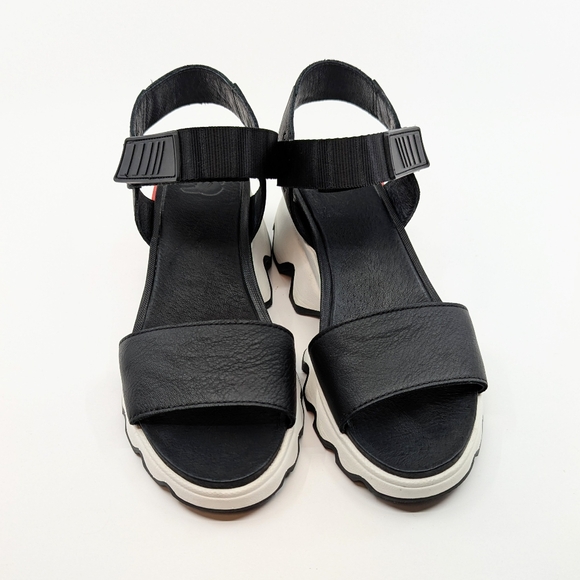 Sorel Kinetic Sandals Women Black White - Picture 4 of 10
